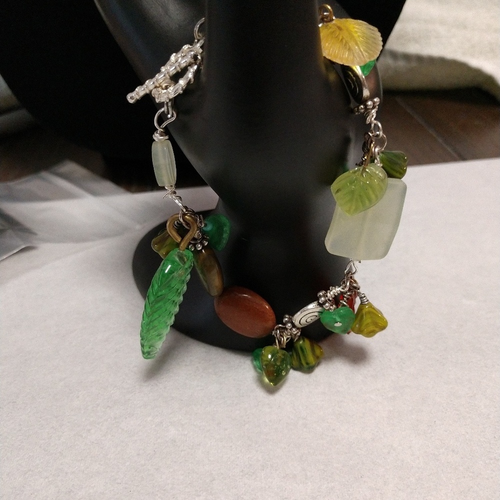 Leaf handmade bracelet and earring set